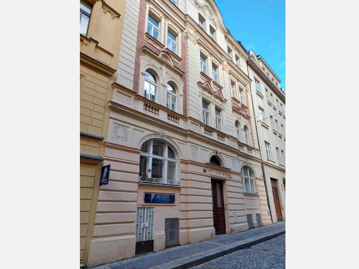 Studio Flat Jellyfish Old Town Apartment Prague Exterior photo